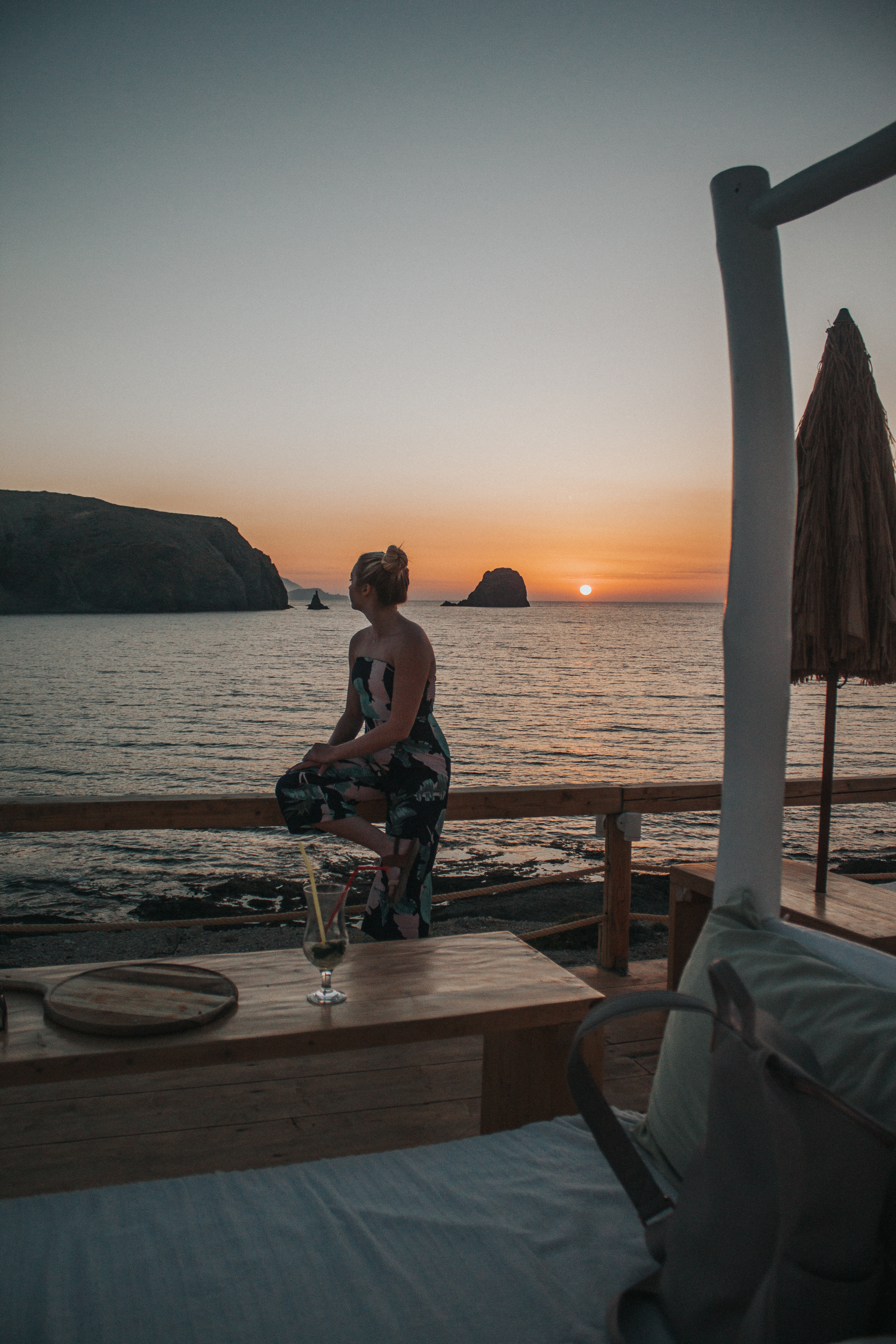 best sunset spot in greece | Marie Scholz