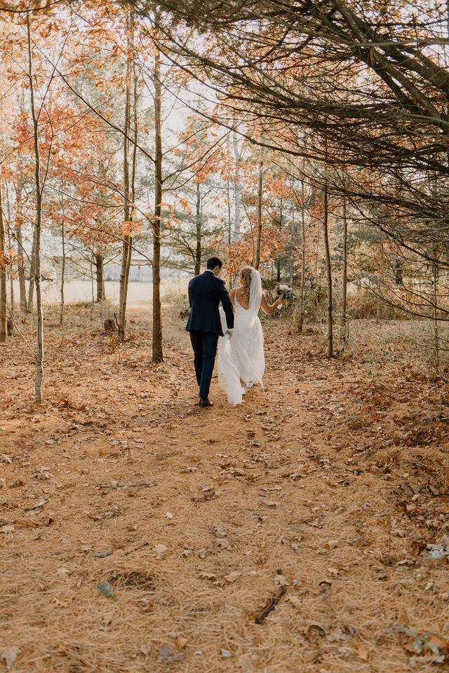 springcreek gavel farm wedding in owen sound