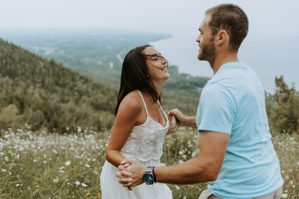 STUNNING BLUE MOUNTAINS ENGAGEMENT // DAVE + AMANDA