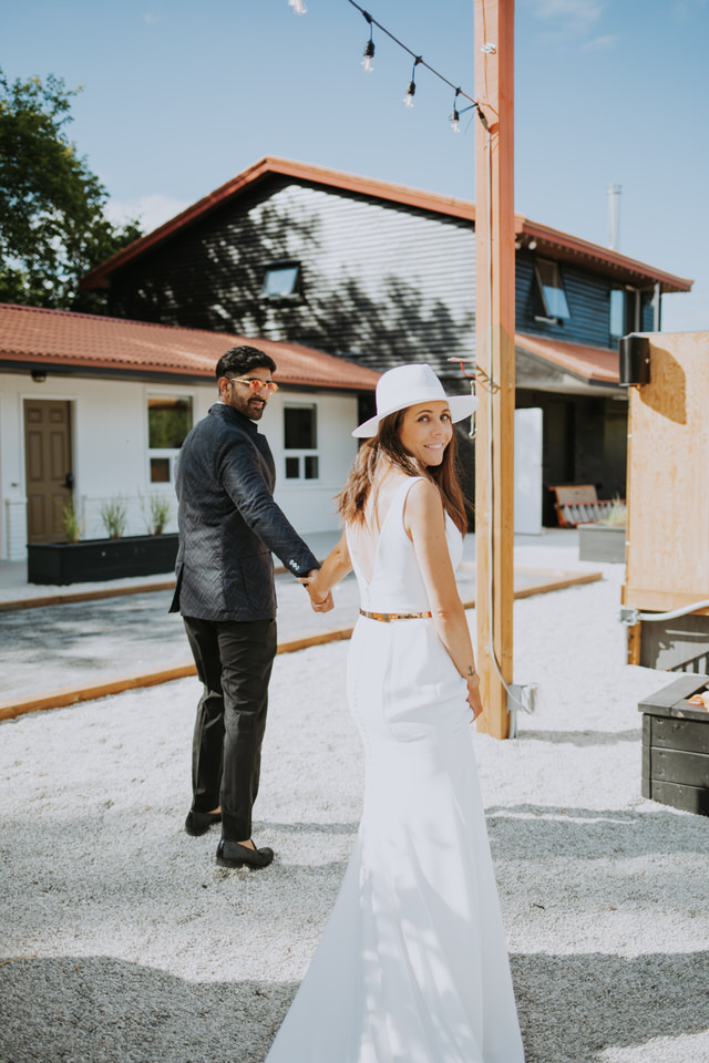 vintage motel wedding in thornbury ontario