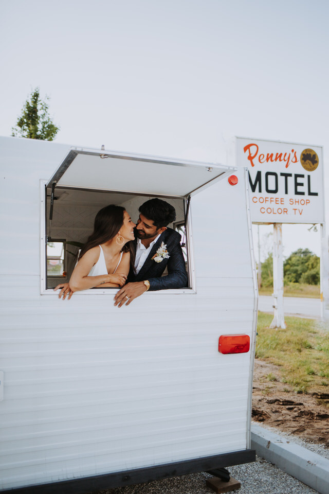 vintage motel wedding in thornbury ontario