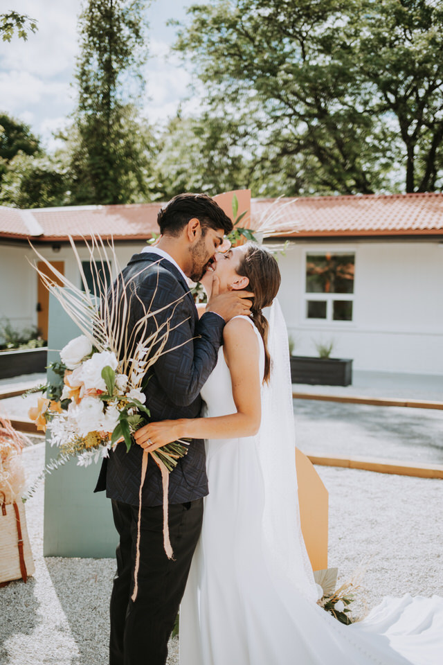 Vintage Styled Wedding at Retro 1970's Motel