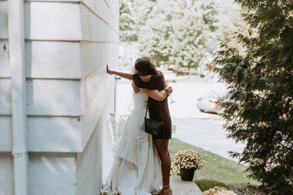 Incredible Backyard Meaford Micro Wedding - Marie Scholz Photography