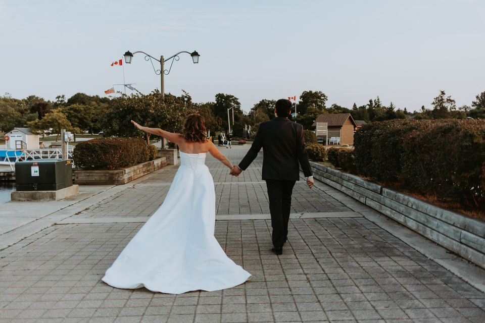 Incredible Backyard Meaford Micro Wedding - Marie Scholz Photography