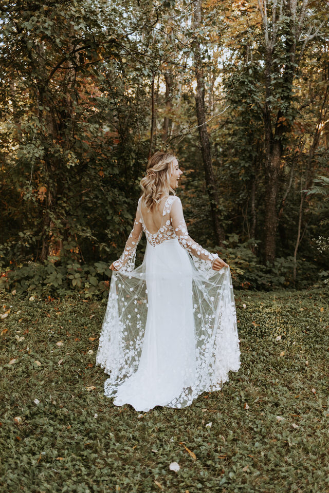 whimsical woodland wedding in south georgian bay