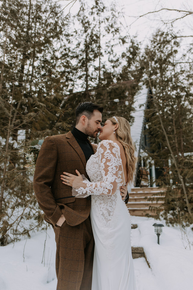 Ontario A-Frame Elopement Marie Scholz Photography