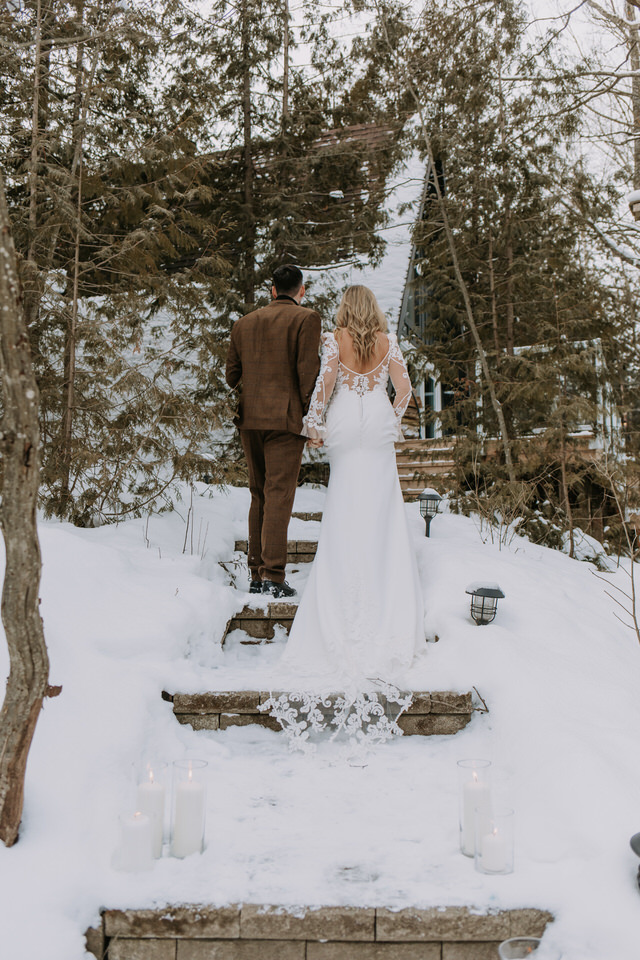 Ontario A-Frame Elopement Marie Scholz Photography