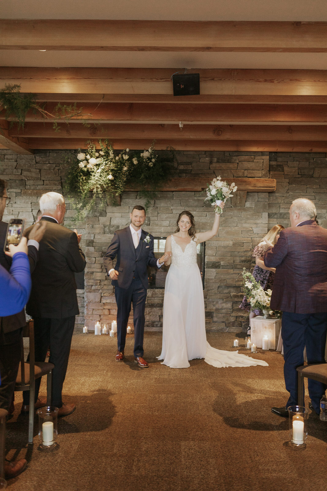 Dreamy Craigleith Ski Club Wedding