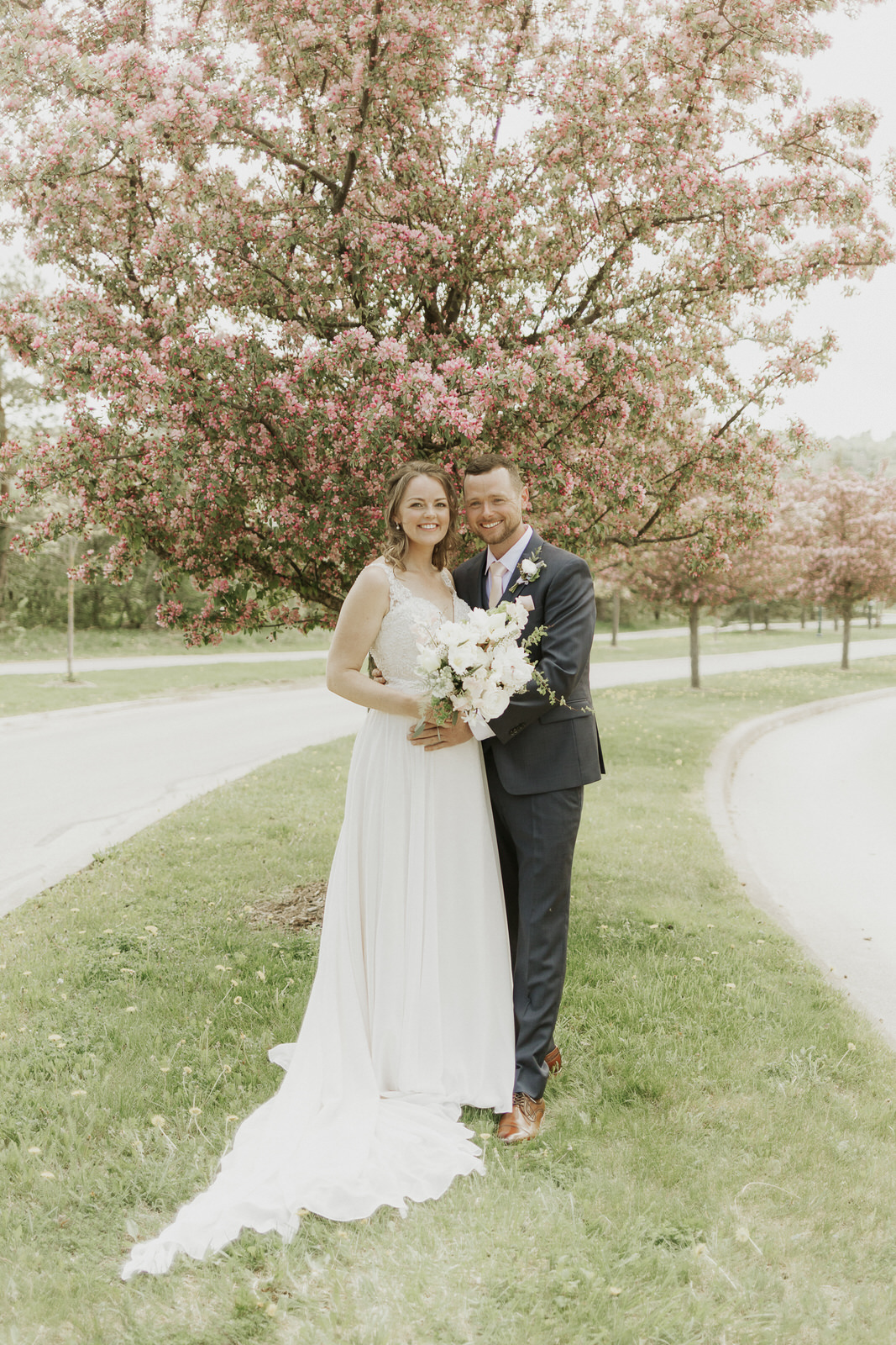 Dreamy Craigleith Ski Club Wedding