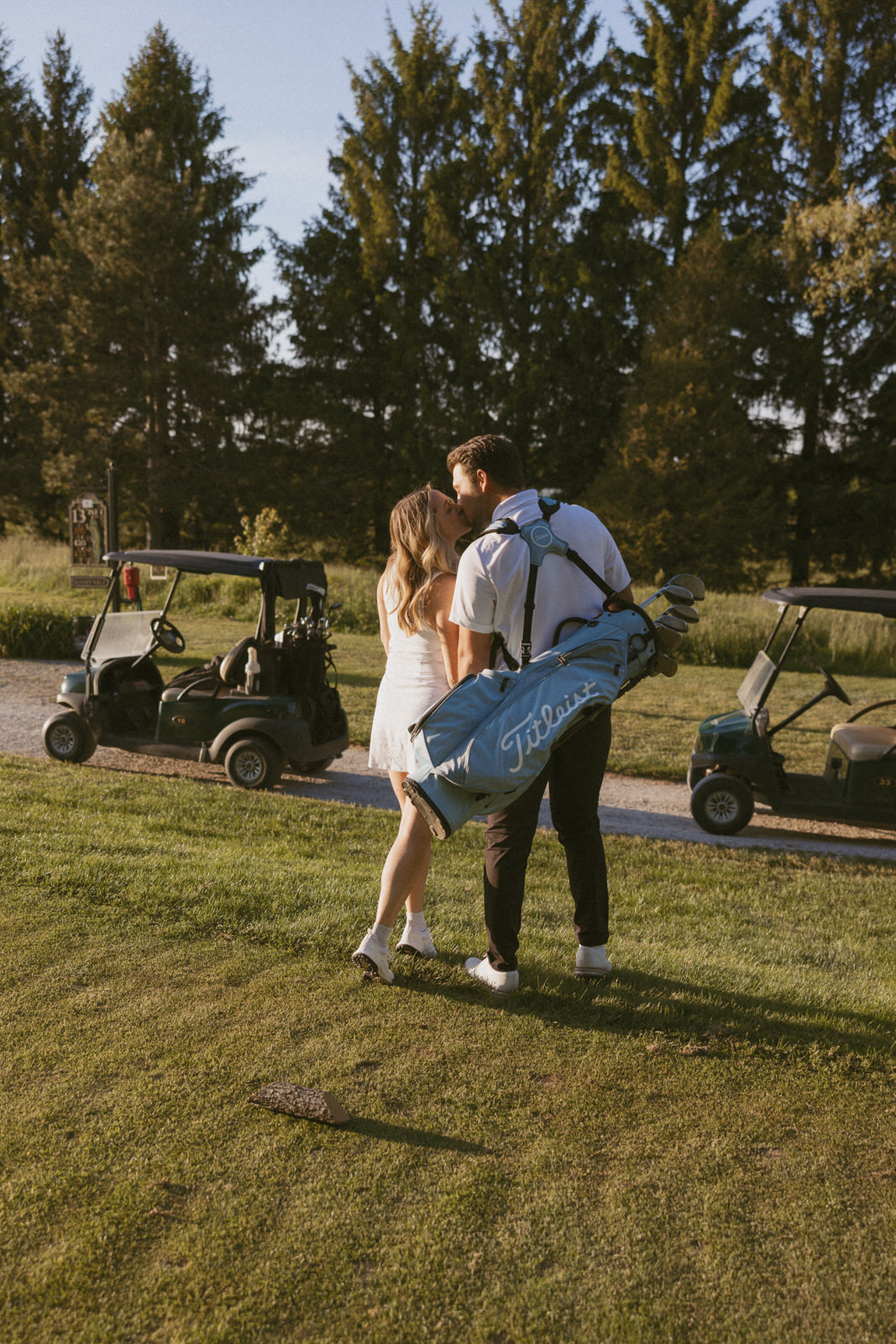 Golf club engagement