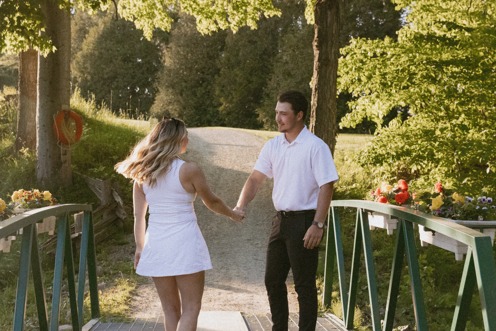 Golf club engagement