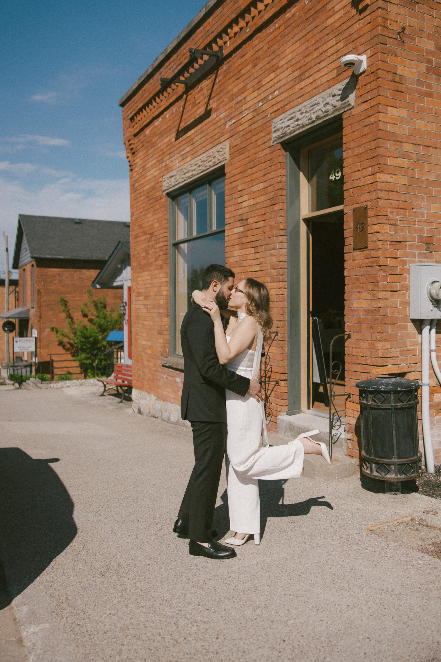 lovebird brewing wedding couple