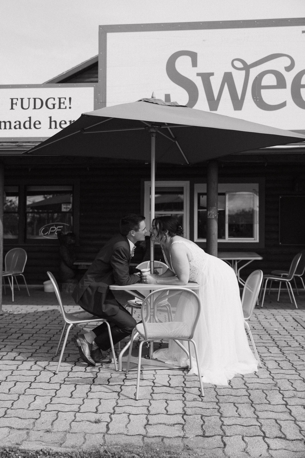 destination elopement tobermory