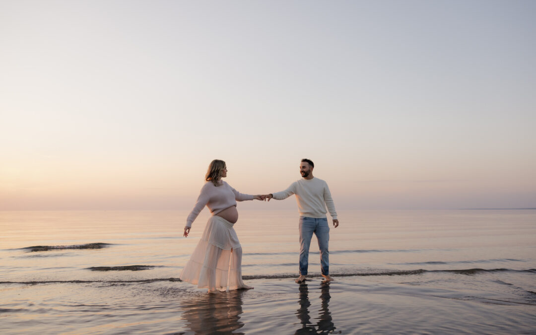 Wasaga Beach Sunset Maternity Photos